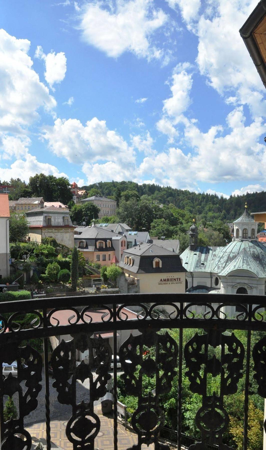Appartamento Festival Karlovy Vary Esterno foto